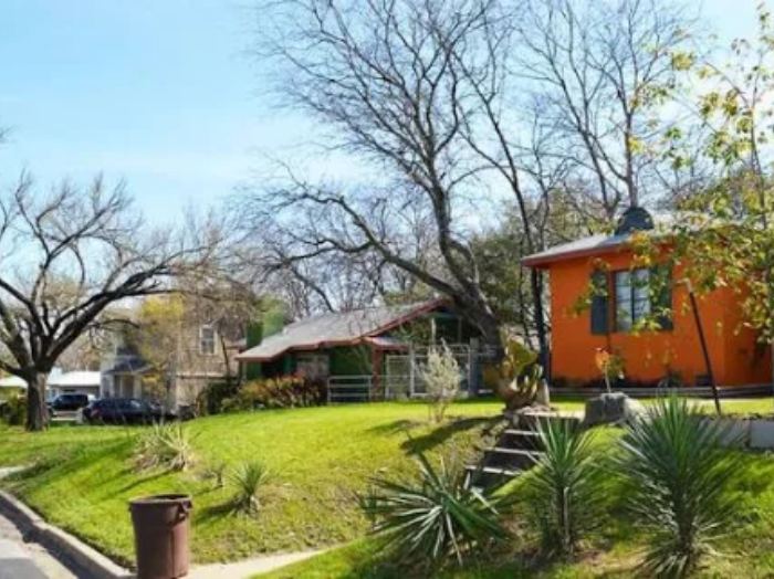 Cherrywood neighborhood in Austin, Texas serviced by Bastion Pest Control