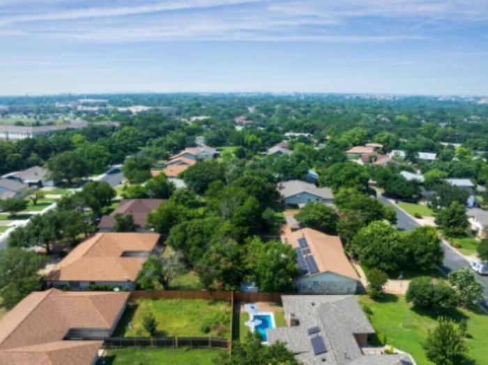 Walnut Creek neighborhood in North Austin, Texas serviced by Bastion Pest Control